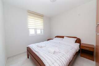 Апартаменты Apartmani Tripović Тиват Апартаменты с 3 спальнями и балконом-4