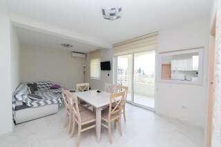 Апартаменты Apartmani Tripović Тиват Апартаменты с 3 спальнями с видом на море и балконом-29