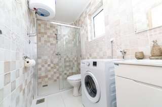 Апартаменты Apartmani Tripović Тиват Апартаменты с 3 спальнями и балконом-7